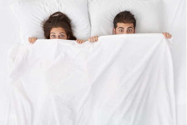 Ejemplos de frases para hablar sucio en la cama