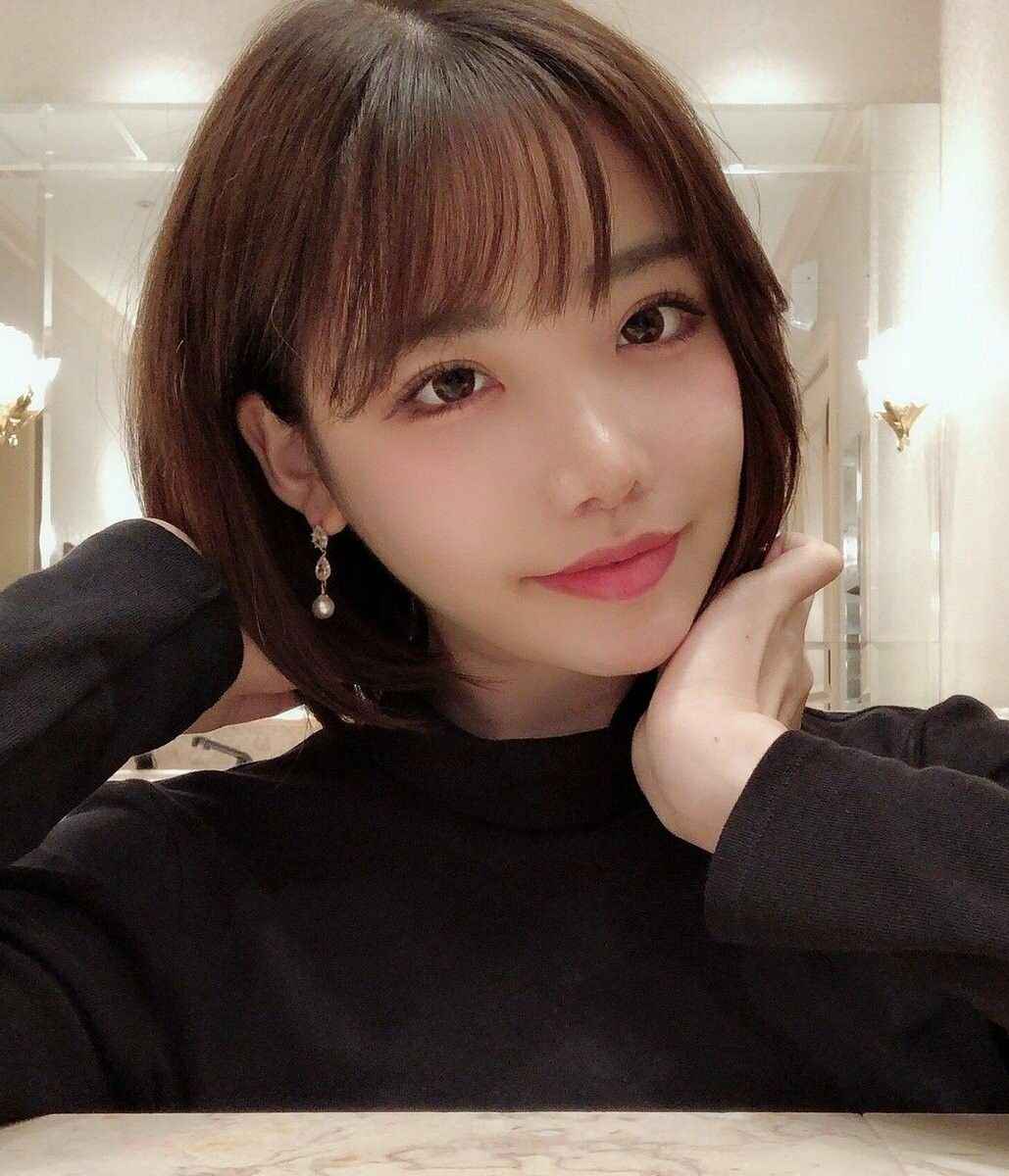 Eimi Fukada, actriz japonesa de entretenimiento para adultos